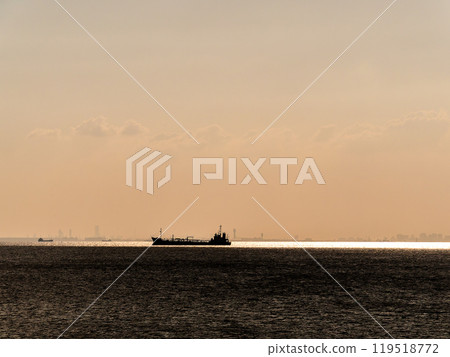 Evening view of Yokohama across Tokyo Bay 119518772