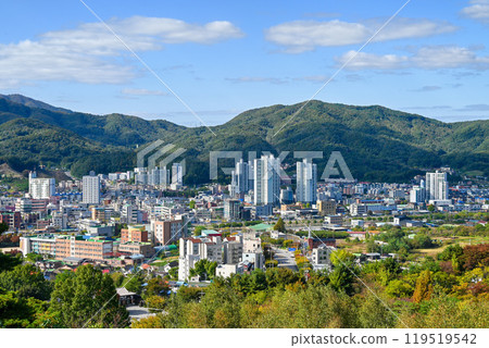 Scenery of the city of Pocheon, a suburb of Seoul [South Korea/Northern Gyeonggi Province] 119519542