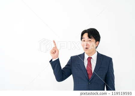 商人 20 多歲男性指著 119519593