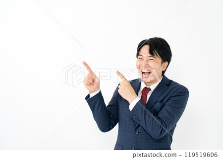 商人 20 多歲男性指著 119519606