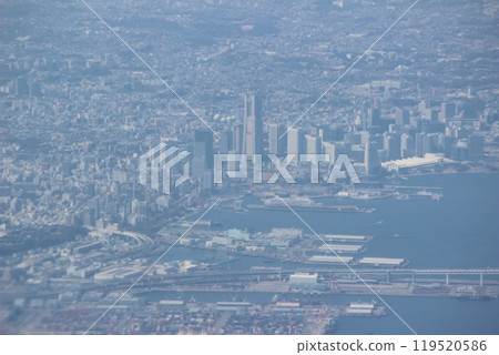 從上方看橫濱灣地區 從上方看橫濱灣地區 119520586