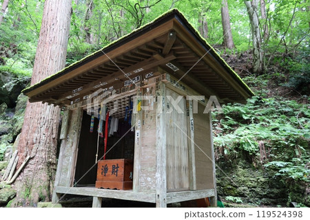 山寺、宇波戶[山形] 119524398