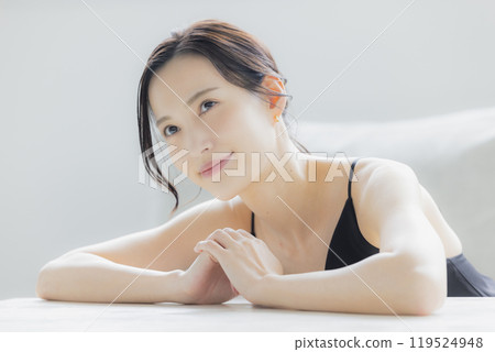 Beauty image of young women 119524948