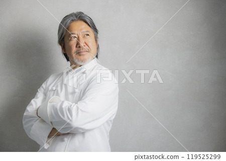 Grey Haired Chef 119525299