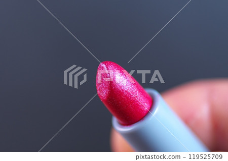 Lipstick to grab 119525709