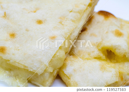 Cheese nut 119527383