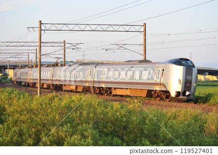函館本線 豐幌江別 JR 北海道 789 系列 1000 編組 HL-1002 編組(札幌)超級神威 函館本線 豐幌江別 JR 北海道 789 系列 1000 編組 HL-1002 編組(札幌)超級神威 119527401