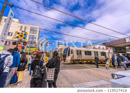 日本東京城市景觀，俯瞰東急電鐵大井町線小山台站等。 119527418