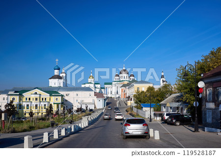 Pathway to the Golden Domed Majestic Resurrection Cathedra in Arzamasl under Blue Sky 119528187