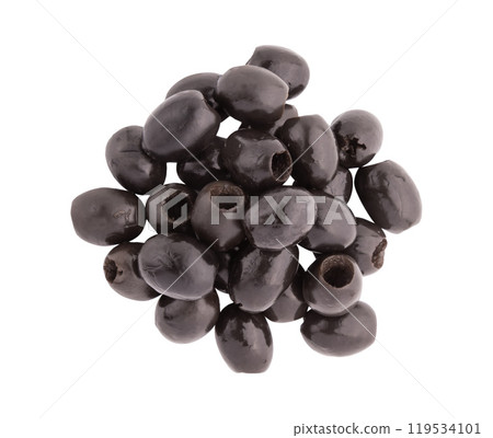 black olives isolated on white 119534101