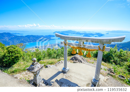 Autumn at Kuratake Shrine, Amakusa City, Kumamoto Prefecture 119535632