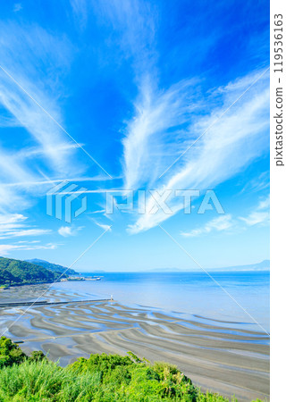 Okoshiki Beach at low tide in autumn, Uto City, Kumamoto Prefecture Okoshiki Beach at low tide in autumn, Uto City, Kumamoto Prefecture 119536163