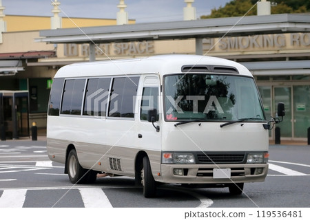 Microbus image Microbus image 119536481