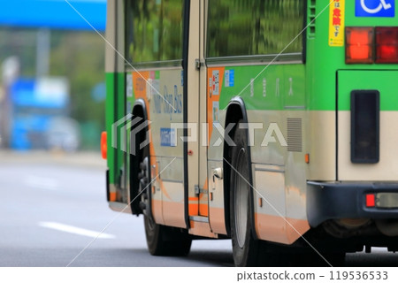 Route bus image 119536533