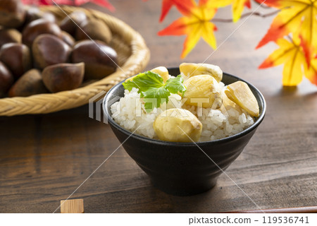 Chestnut rice 119536741