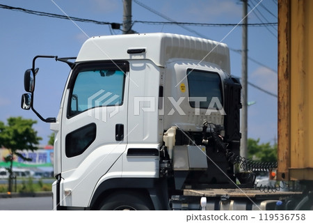 拖車圖像 119536758