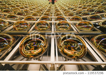 Photographing the full-scale Super-Kamiokande mockup Photographing the full-scale Super-Kamiokande mockup 119537296
