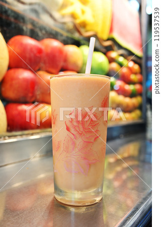 Fresh papaya milk 119537539