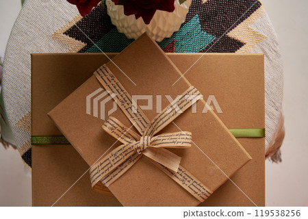 Simple style gift packaging and handmade gift holiday gift brown paper box 119538256