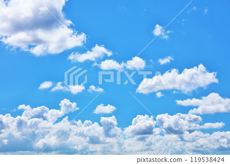 夏天藍天和雲彩 夏天藍天和雲彩 119538424