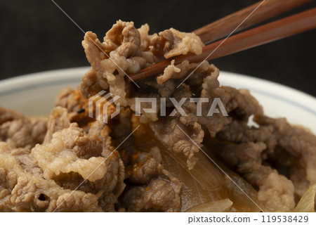Gyudon: Pick up the gyudon with chopsticks Gyudon: Pick up the gyudon with chopsticks 119538429