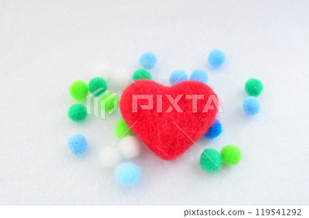 Fluffy wool felt heart 119541292
