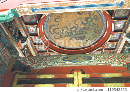 Onarimon Gate of the Taitoku-in (Tokugawa Hidetada) Mausoleum at Sayama Fudoson [Tokorozawa City, Saitama Prefecture] 119542853