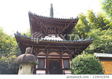 The second pagoda of Sayama Fudoson [Tokorozawa City, Saitama Prefecture] 119542856