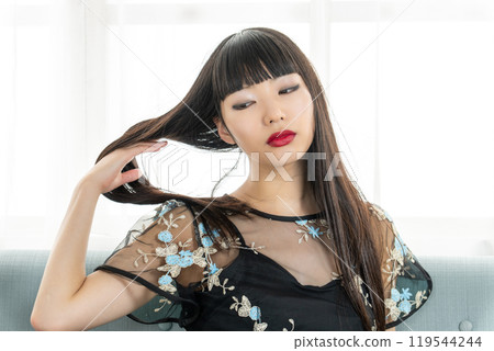 Enchanting Japanese women 119544244