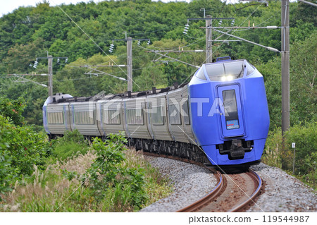 Chitose Line Uenae-Numanohata JR Hokkaido Kiha 281 Series Super Hokuto 119544987