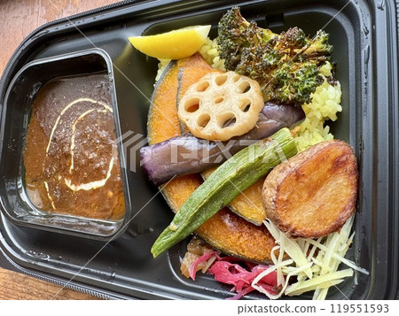 外帶炸蔬菜咖哩飯 外帶炸蔬菜咖哩飯 119551593