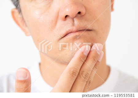 中年男性皮膚保養圖片 119553581