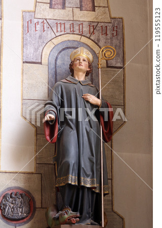 Saint Magnus, the parish church of St. Peter and Paul in Oberstaufen, Germany 119555123