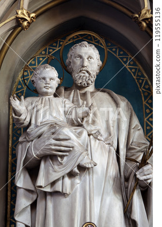 Altar of St. Joseph in Zagreb cathedral Altar of St. Joseph in Zagreb cathedral 119555136