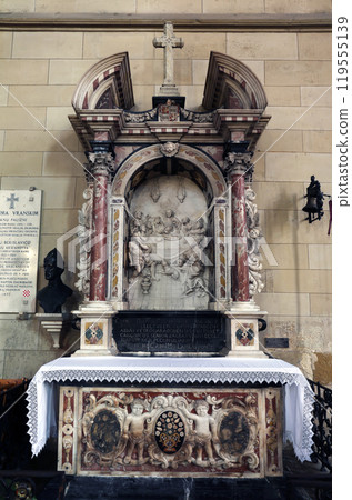 Altar of the Last Supper in Zagreb cathedral 119555139