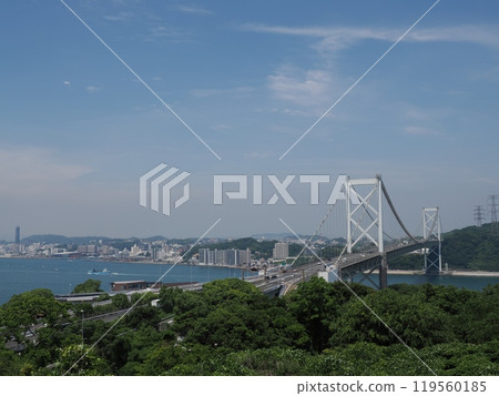 從福岡縣北九州市門司區輪船第二展望台露天平台看到的關門大橋 從福岡縣北九州市門司區輪船第二展望台露天平台看到的關門大橋 119560185