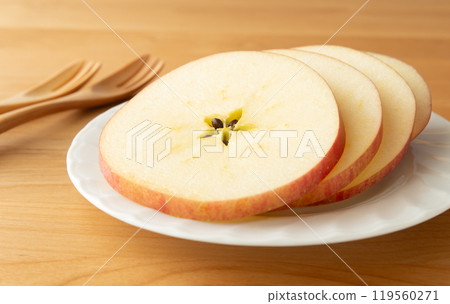 Sliced Shinano Sweet Apples Star-cut Apples 119560271