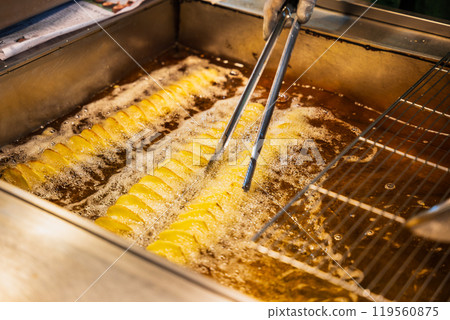 Tornado Potatoes: Street Food in Myeongdong, Seoul 119560875