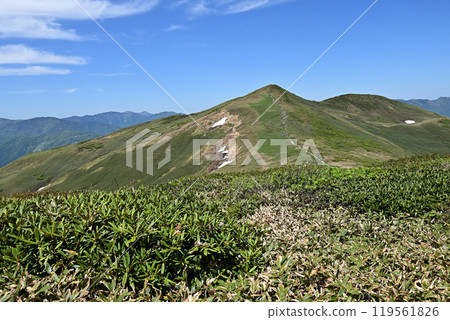 Climbing Mount Hirashira and Mount Sennokura, Gunma Prefecture 119561826
