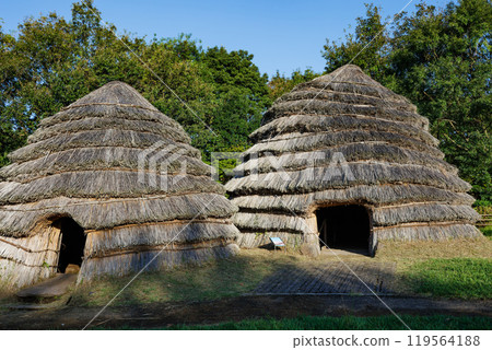 回到繩文時代:上野原遺址修復的坑式住宅 回到繩文時代:上野原遺址修復的坑式住宅 119564188