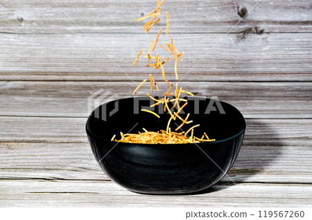 pasta, spaghetti, food 119567260