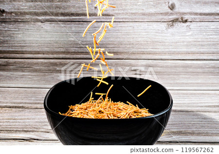 pasta, spaghetti, food 119567262