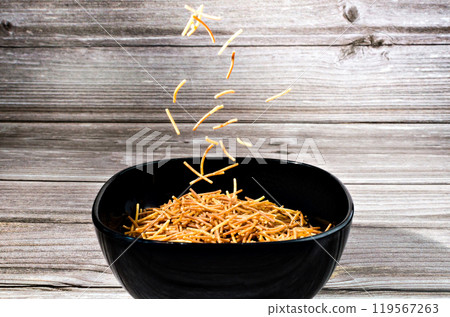 pasta, spaghetti, food 119567263