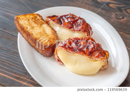 Bacon wrapped camembert Bacon wrapped camembert 119569639