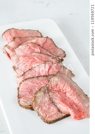 Sliced roast beef Sliced roast beef 119569721