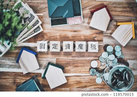 Fixed asset tax character and real estate business image Fixed asset tax character and real estate business image 119570015