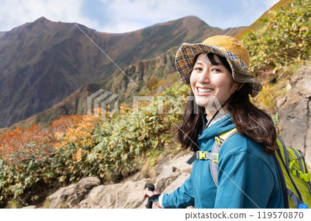 Woman to climb 119570870