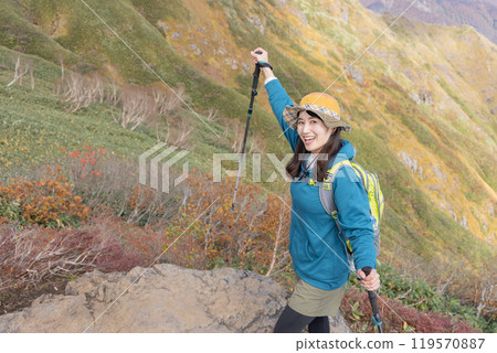 Woman to climb 119570887