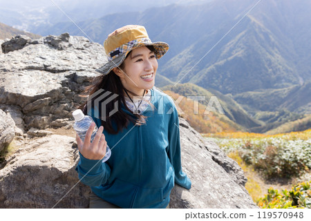Woman to climb 119570948