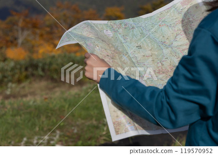 Woman to climb 119570952